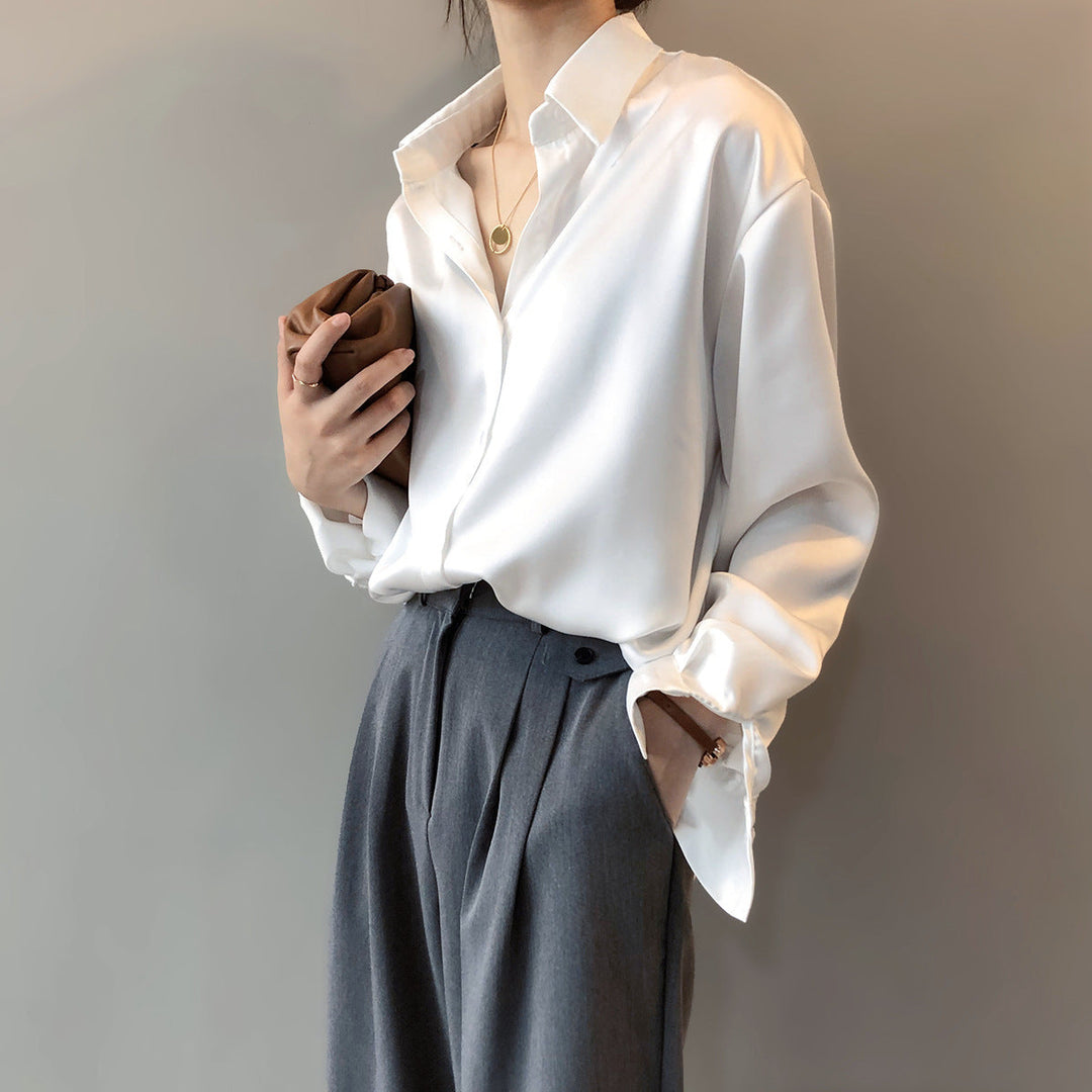 Briana - Elegante blusa in satin e seta con bottoni per donne