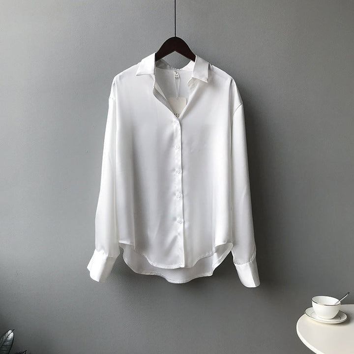 Briana - Elegante blusa in satin e seta con bottoni per donne
