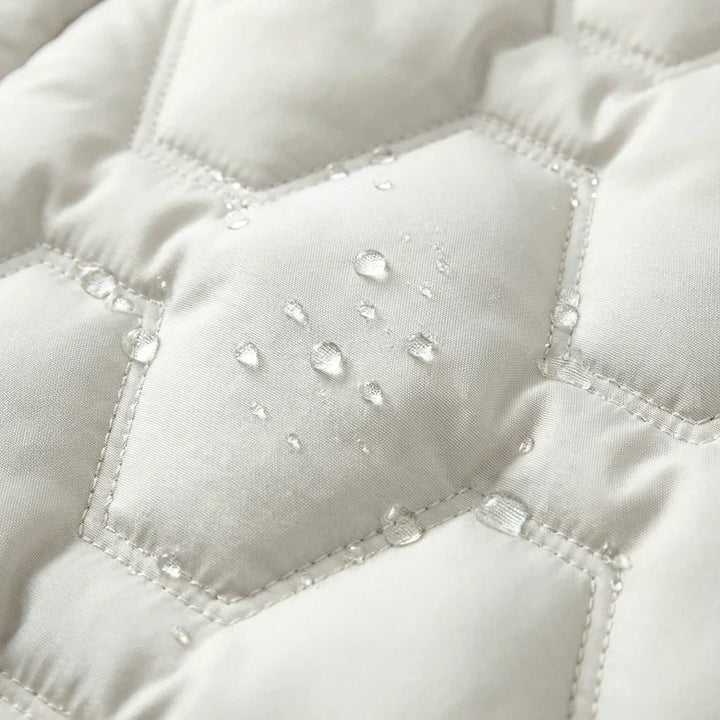 Anna | Cappotto Lungo Imbottito con Cappuccio